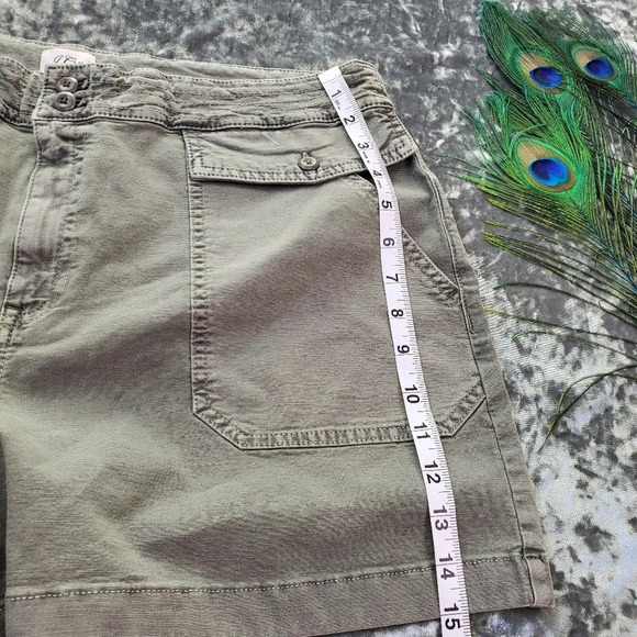 J.Crew Green Shorts - Picture 7 of 7